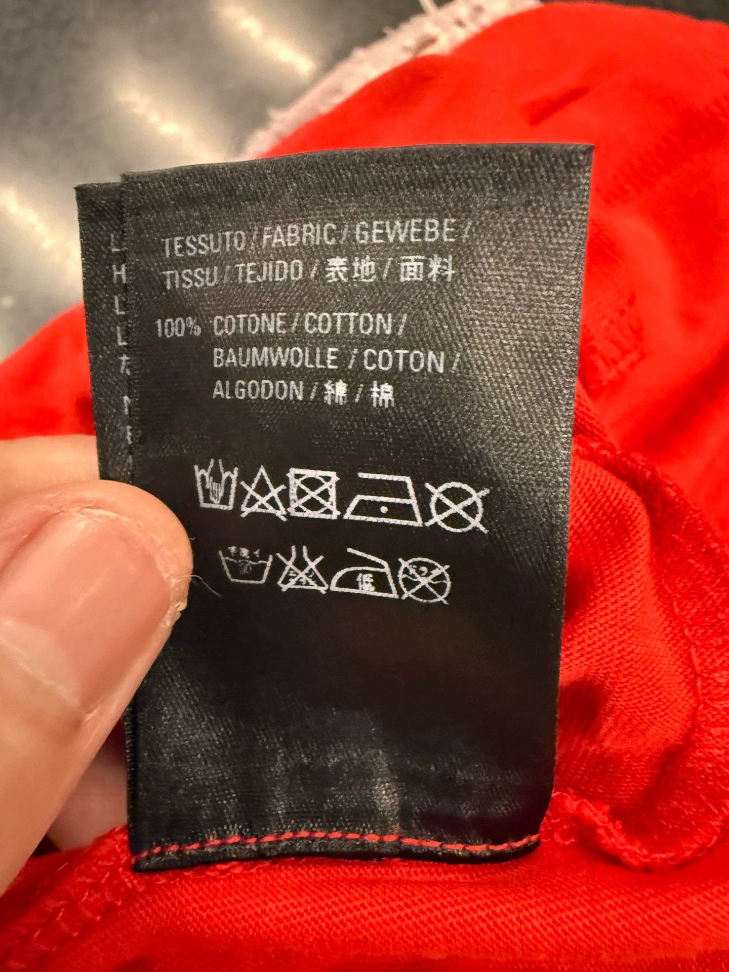 Balenciaga Balenciaga Red Coke Wave Embroidered T-shirt - dmc Size US S / EU 44-46 / 1 - 6 Thumbnail