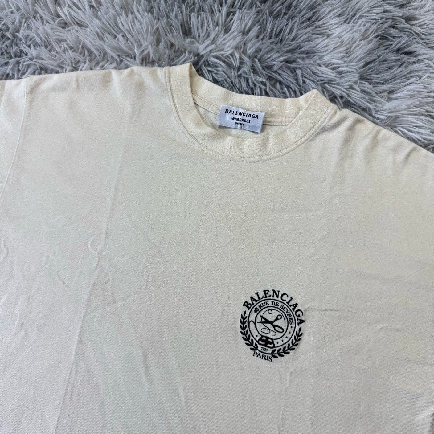 Balenciaga Balenciaga Scissors Short Sleeve Tee - dmc Size US M / EU 48-50 / 2 - 3 Thumbnail