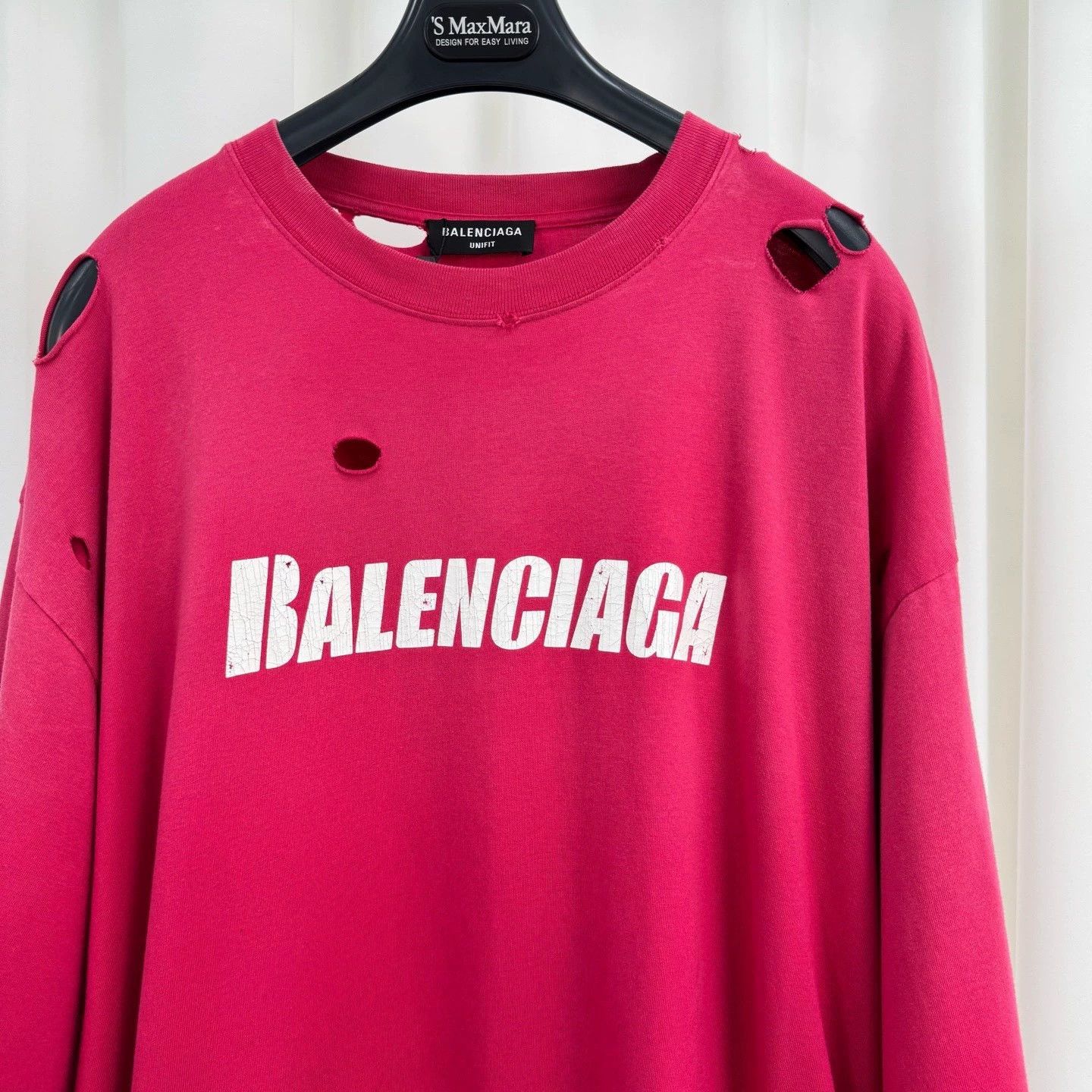 Balenciaga Balenciaga Distressed Logo Short Sleeve - dmc Size US S / EU 44-46 / 1 - 3 Thumbnail