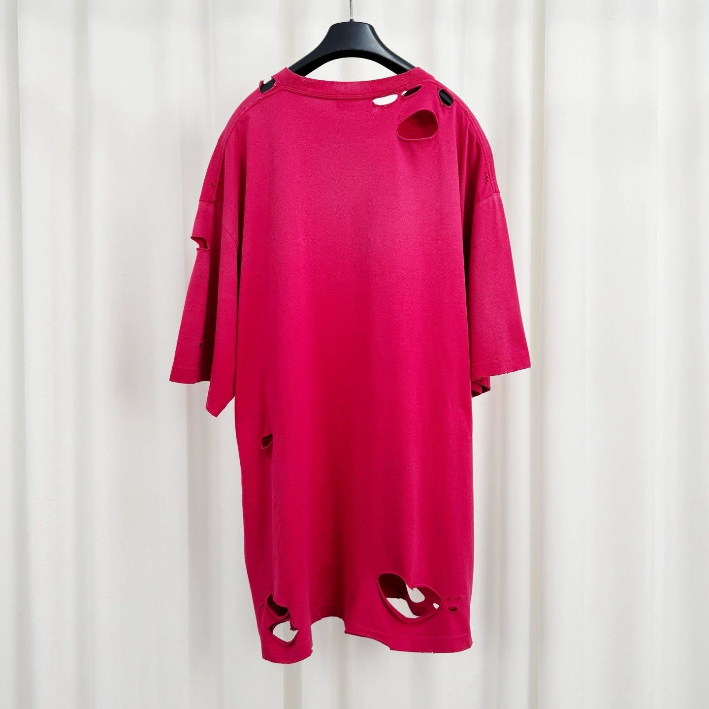 Balenciaga Balenciaga Distressed Logo Short Sleeve - dmc Size US S / EU 44-46 / 1 - 2 Thumbnail