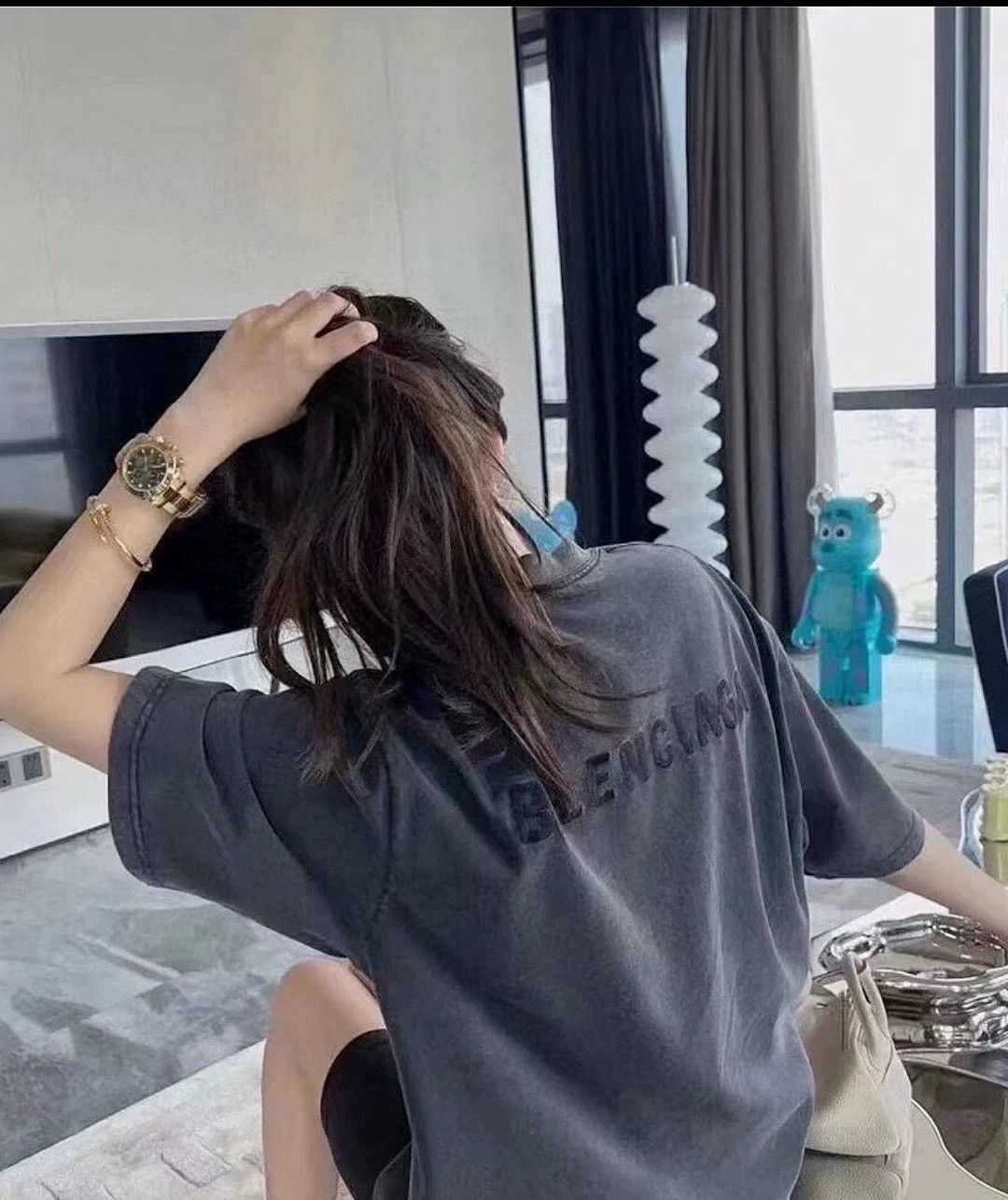 Balenciaga Balenciaga Logo Distressed Gray T-Shirt - dmc Size US L / EU 52-54 / 3 - 9 Thumbnail