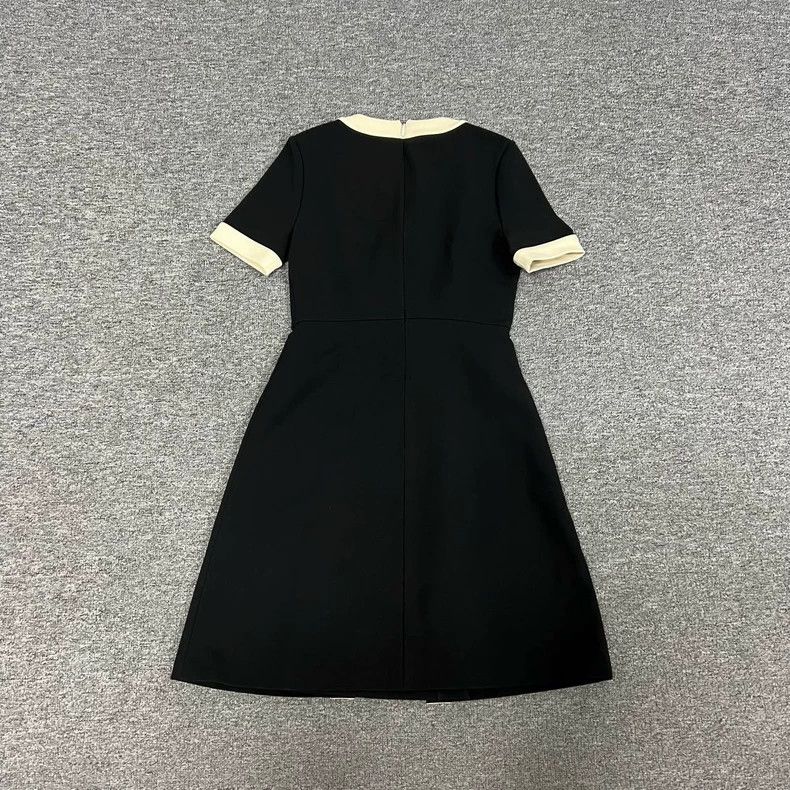 Gucci gucci color-blocked dress with horsebit detail-dmc Size M / US 6-8 / IT 42-44 - 2 Thumbnail