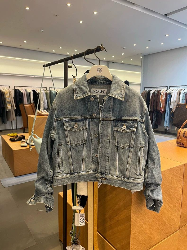 Loewe light blue denim jacket for women Size S / US 4 / IT 40 - 4 Thumbnail