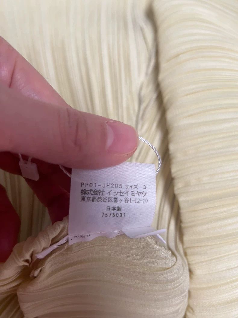 Issey Miyake Issey Miyake Pleated Yellow Dress Size M / US 6-8 / IT 42-44 - 4 Thumbnail