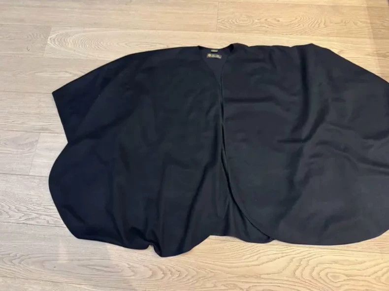 Ermenegildo Zegna Loro Piana Women's Cashmere Cloak Size M / US 6-8 / IT 42-44 - 5 Thumbnail