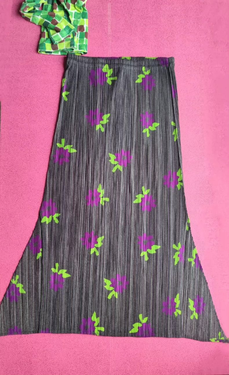 Issey Miyake Issey Miyake Purple Floral Midi Skirt - dmc Size 28" / US 6 / IT 42 - 2 Thumbnail