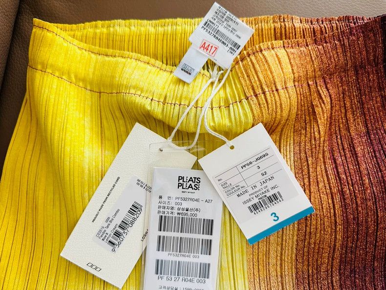 Issey Miyake Issey Miyake Pleated Gradient Midi Skirt - dmc Size 26" / US 2 / IT 38 - 3 Thumbnail