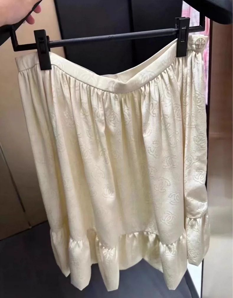 Chanel Chanel 23S Yellow Silk Skirt - dmc Size 24" / US 00 / IT 34 - 7 Thumbnail