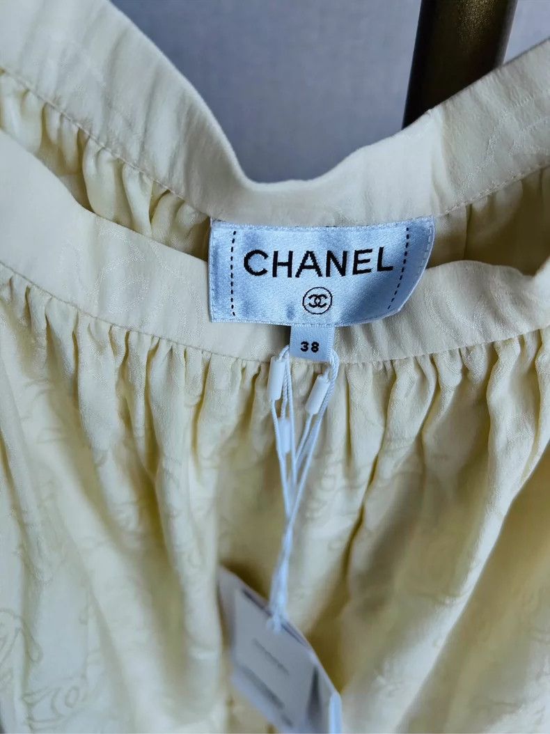 Chanel Chanel 23S Yellow Silk Skirt - dmc Size 24" / US 00 / IT 34 - 3 Thumbnail
