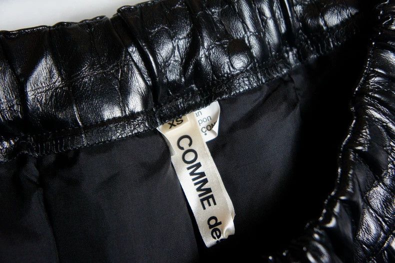 Comme des Garcons CDG Black Croc-Embossed Leather Skirt - dmc Size 24" / US 00 / IT 34 - 7 Thumbnail