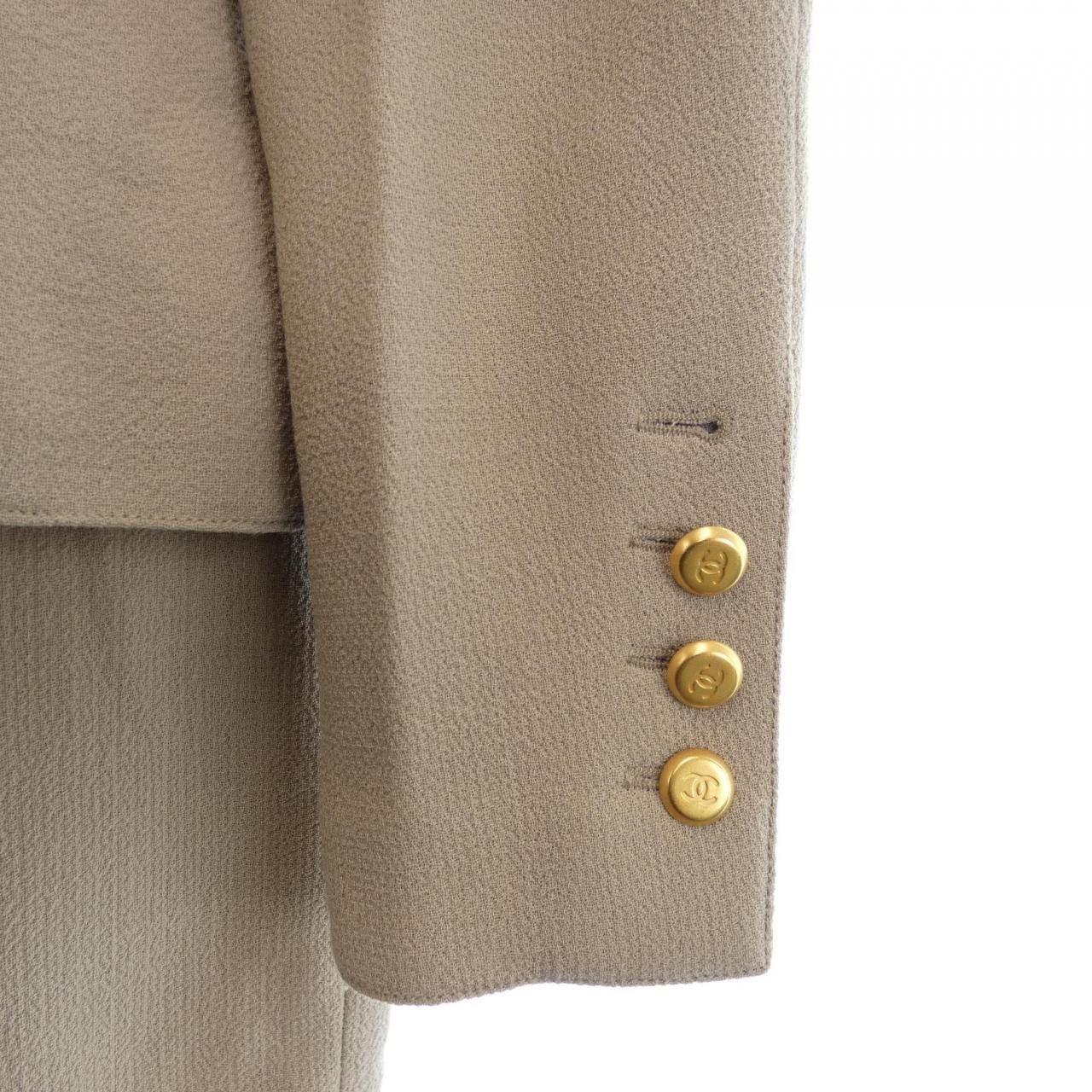 Chanel Chanel Chanel P08093V04977 96A Setup Others Suits P08093V04977 96A DUTY FREE for USA Size ONE SIZE - 6 Thumbnail
