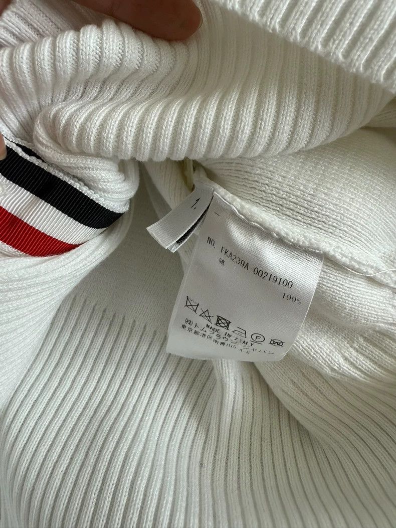 Thom Browne Thom Browne Women's White Sweater - dmc Size XS / US 0-2 / IT 36-38 - 3 Thumbnail
