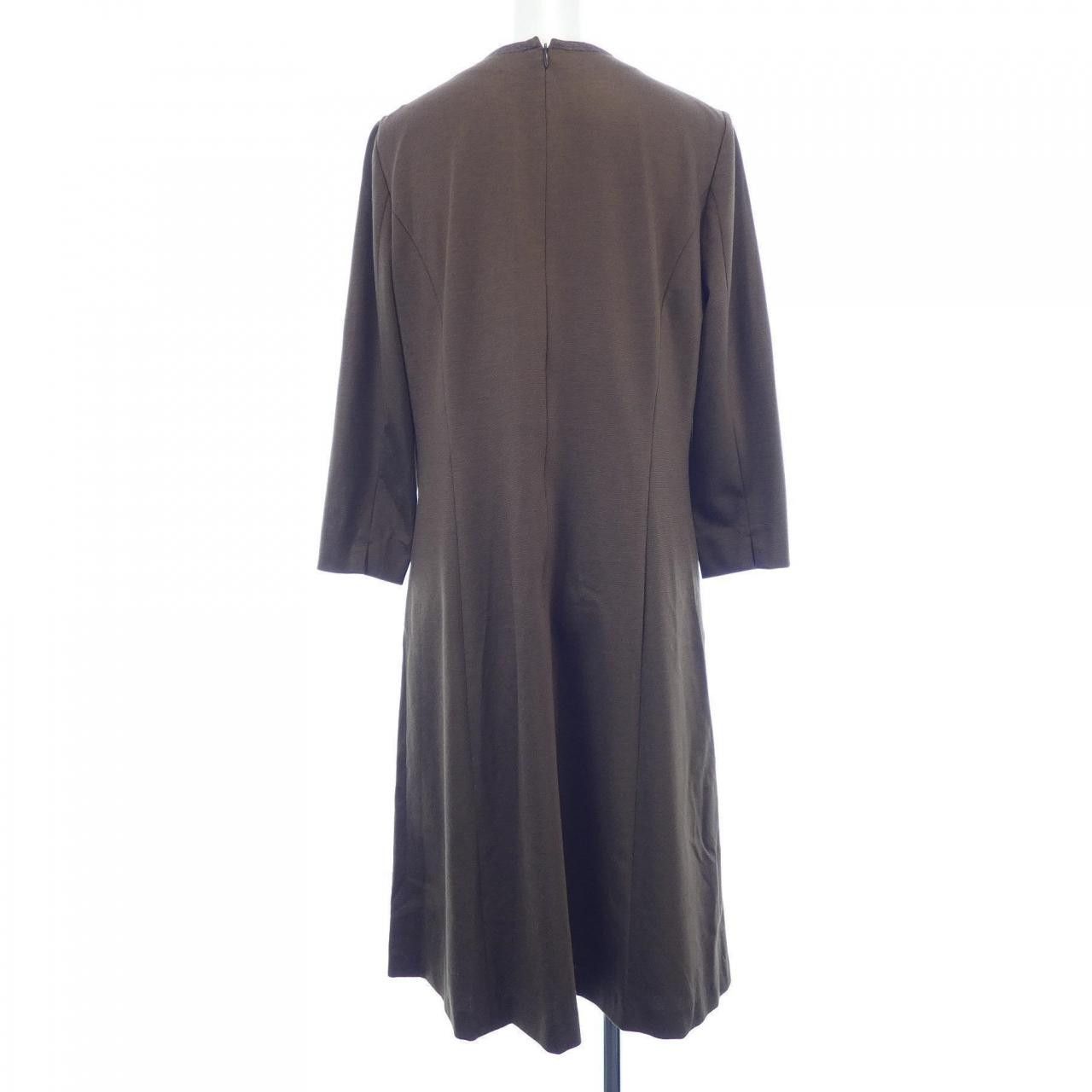 Other Other LAPINE BLANCHE Setup Others Suits DUTY FREE for USA Size ONE SIZE - 8 Thumbnail
