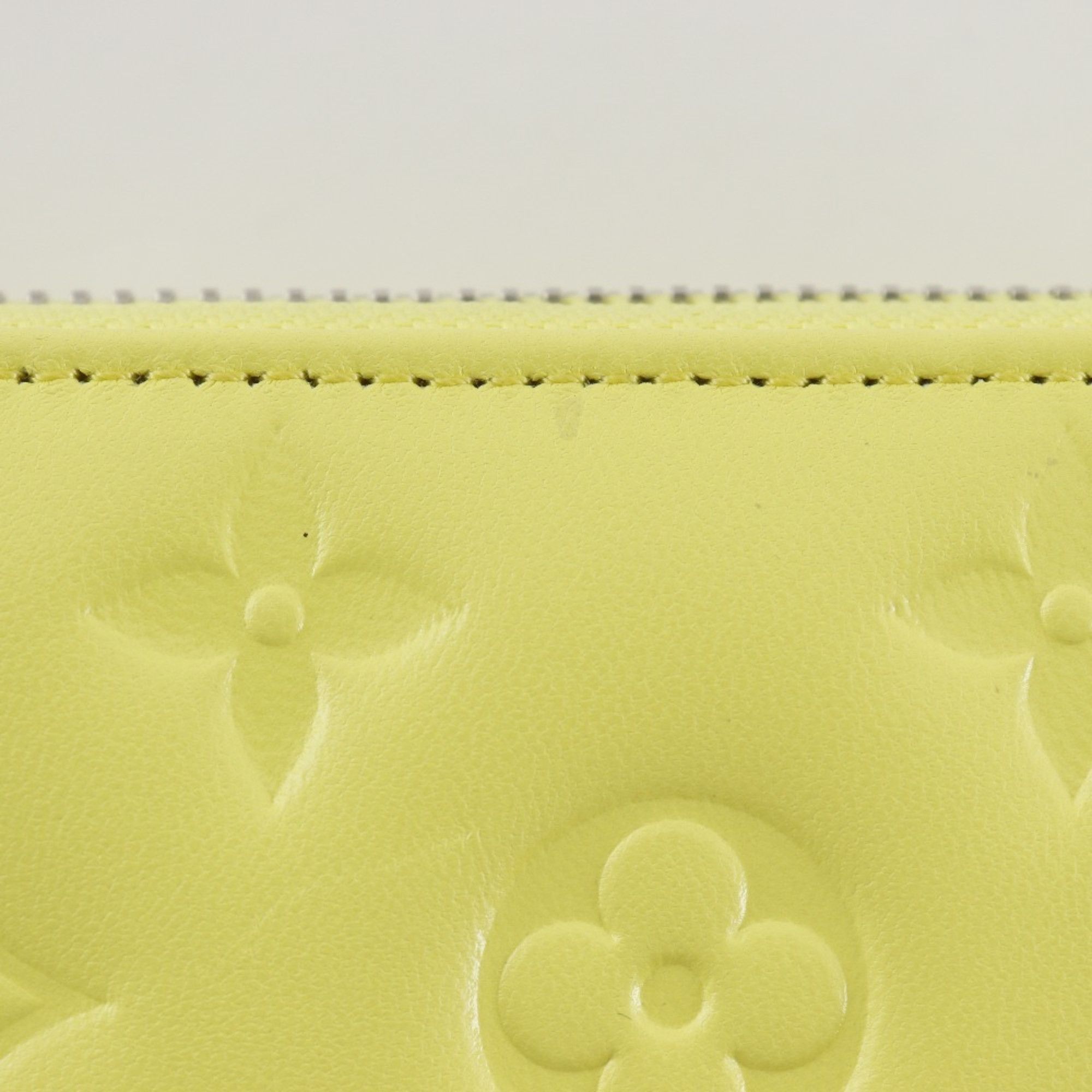 Louis Vuitton Louis Vuitton Coussin Zippy Wallet M83104, a long wallet in Smiley Yellow lambskin. Size ONE SIZE - 10 Thumbnail