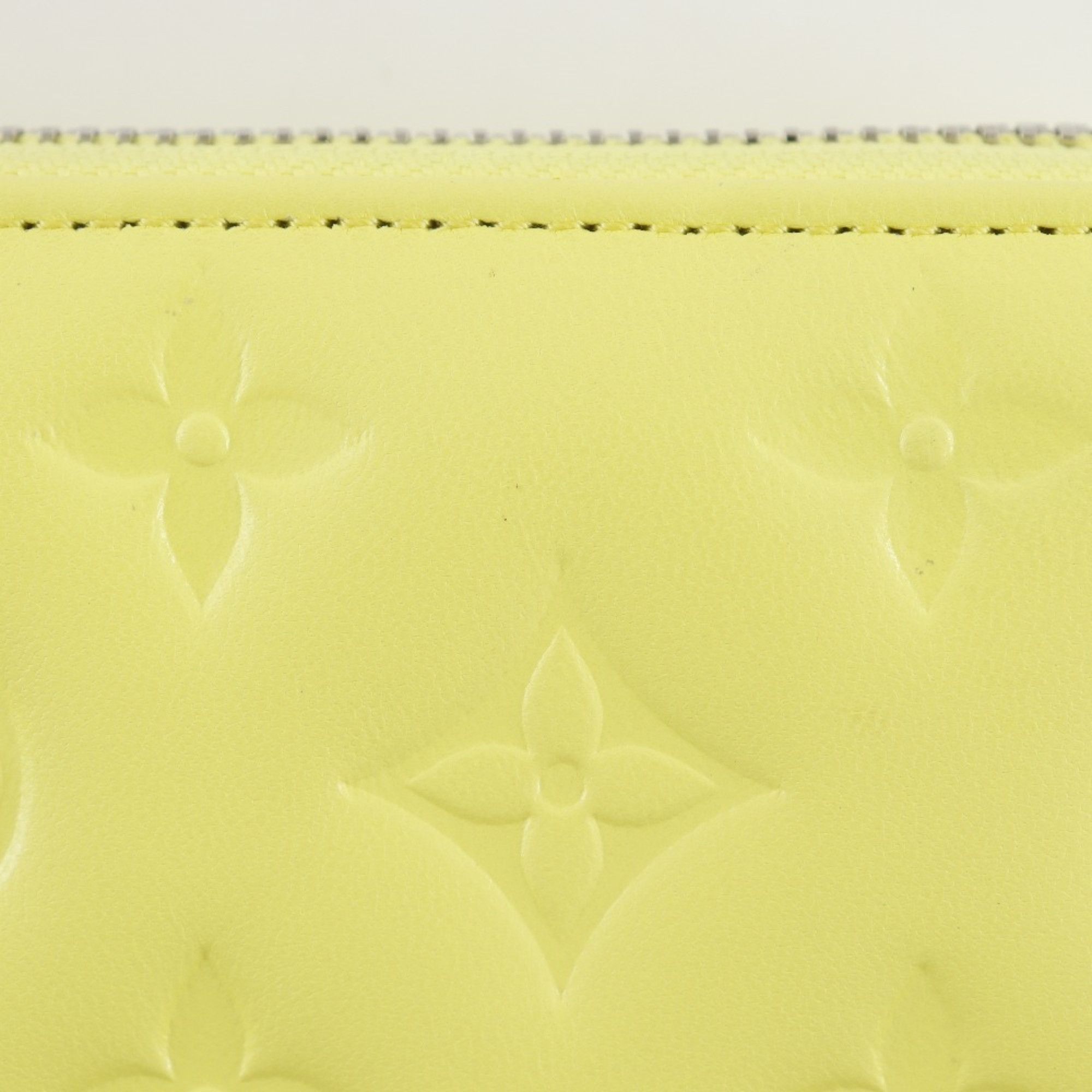 Louis Vuitton Louis Vuitton Coussin Zippy Wallet M83104, a long wallet in Smiley Yellow lambskin. Size ONE SIZE - 11 Thumbnail