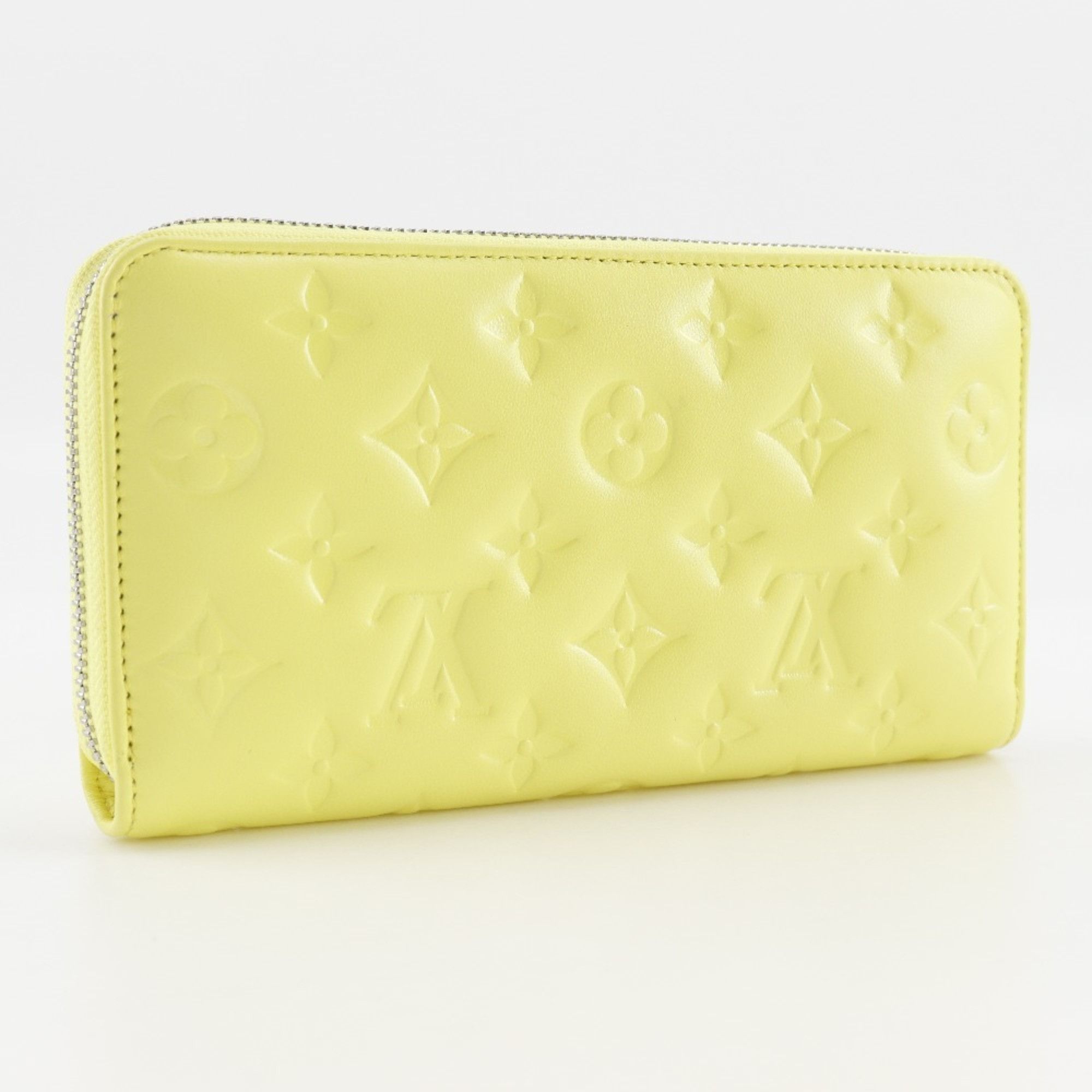 Louis Vuitton Louis Vuitton Coussin Zippy Wallet M83104, a long wallet in Smiley Yellow lambskin. Size ONE SIZE - 3 Thumbnail