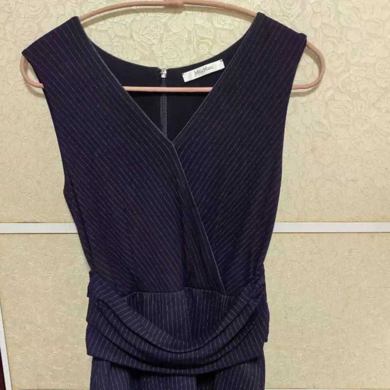 Max Mara MaxMara Elegant Knitted Dress in Deep Blue 0089 Size M / US 6-8 / IT 42-44 - 6 Thumbnail