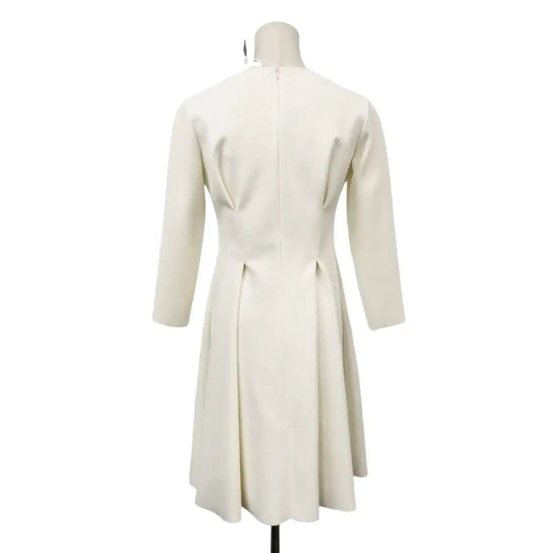 Max Mara MaxMara Elegant White Dress for Women 0089 Size M / US 6-8 / IT 42-44 - 2 Thumbnail