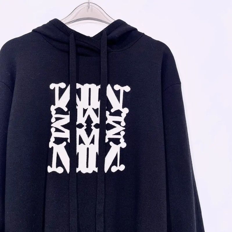 Max Mara MaxMara Black Wool Women's Hoodie 0089 Size XS / US 0-2 / IT 36-38 - 2 Thumbnail