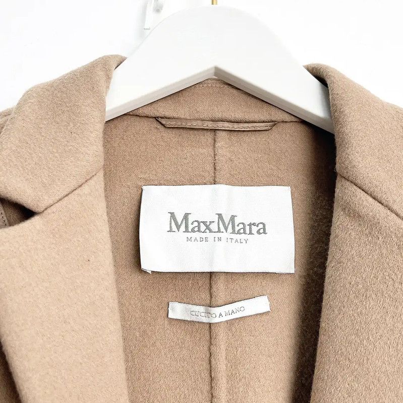 Max Mara MaxMara Women's Khaki Outerwear 0089 Size ONE SIZE - 2 Thumbnail
