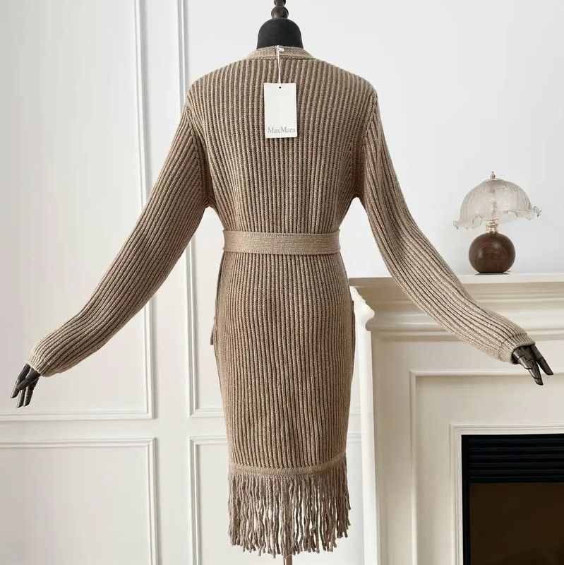 Max Mara MaxMara Camel Wool Pullover Sweater 0089 Size M / US 6-8 / IT 42-44 - 2 Thumbnail