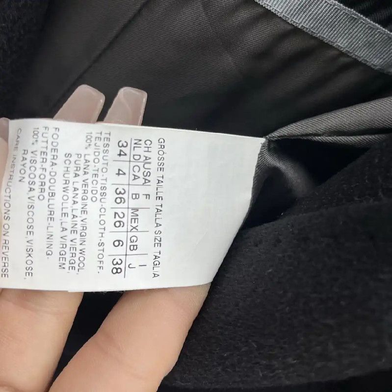 Max Mara MaxMara Black Women's Coat with Fur Hood 0089 Size M / US 6-8 / IT 42-44 - 4 Thumbnail
