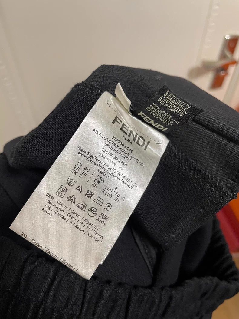 Fendi Fendi Shorts with Back Pocket Logo - dmc Size US 30 / EU 46 - 6 Thumbnail