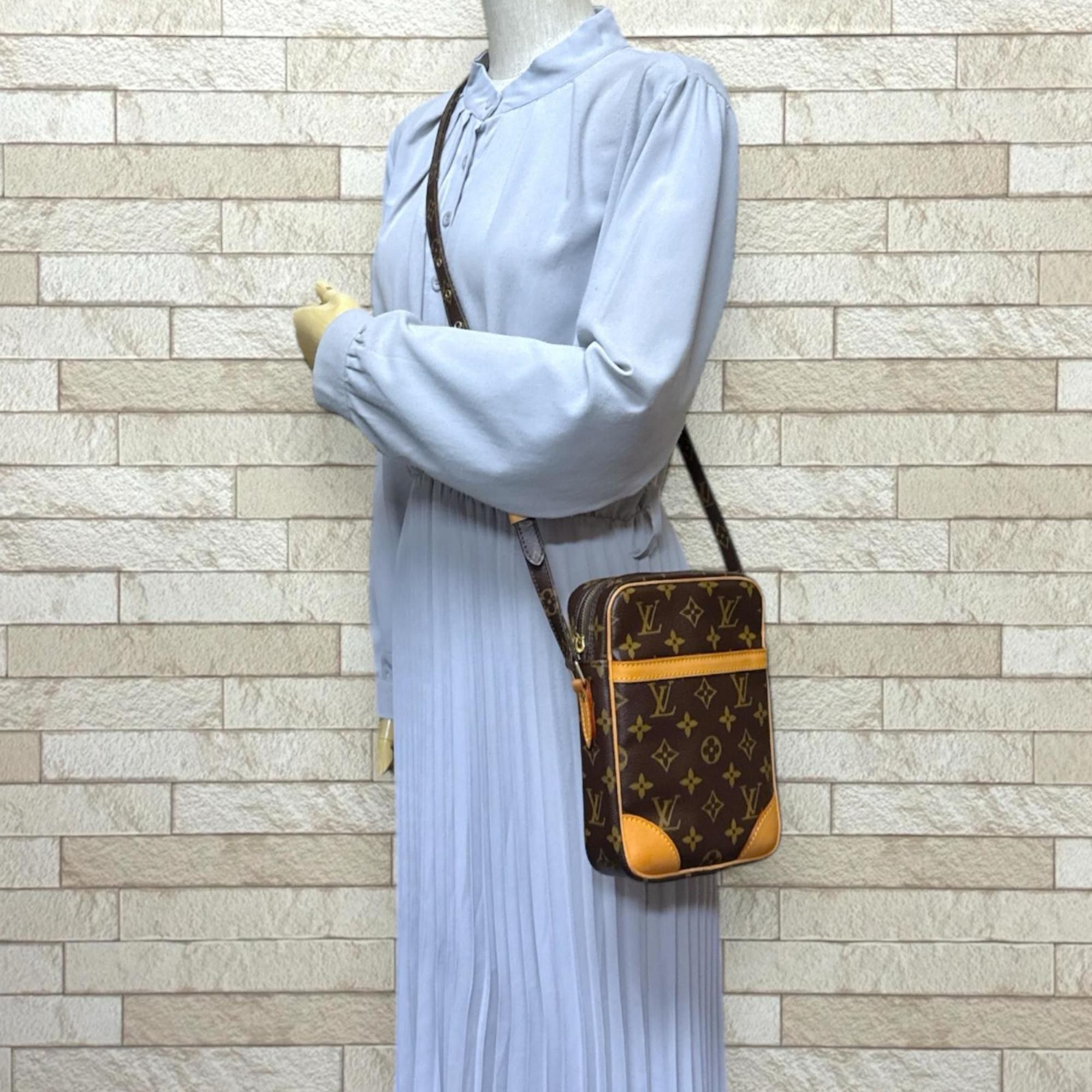 Louis Vuitton Louis Vuitton Danube Monogram Shoulder Bag in Canvas, M45266, Brown, Women's, LOUIS VUITTON Size ONE SIZE - 2 Thumbnail