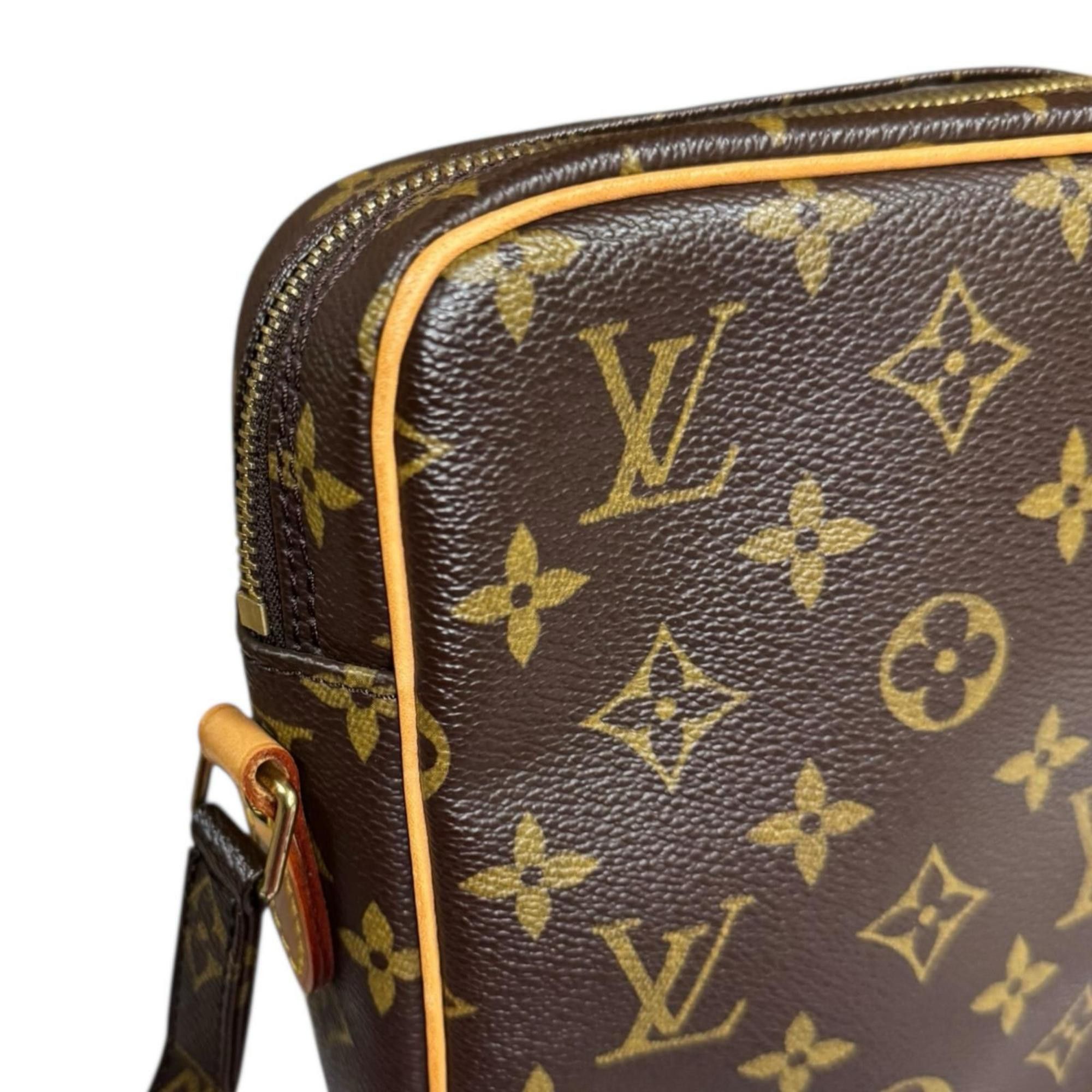 Louis Vuitton Louis Vuitton Danube Monogram Shoulder Bag in Canvas, M45266, Brown, Women's, LOUIS VUITTON Size ONE SIZE - 12 Thumbnail