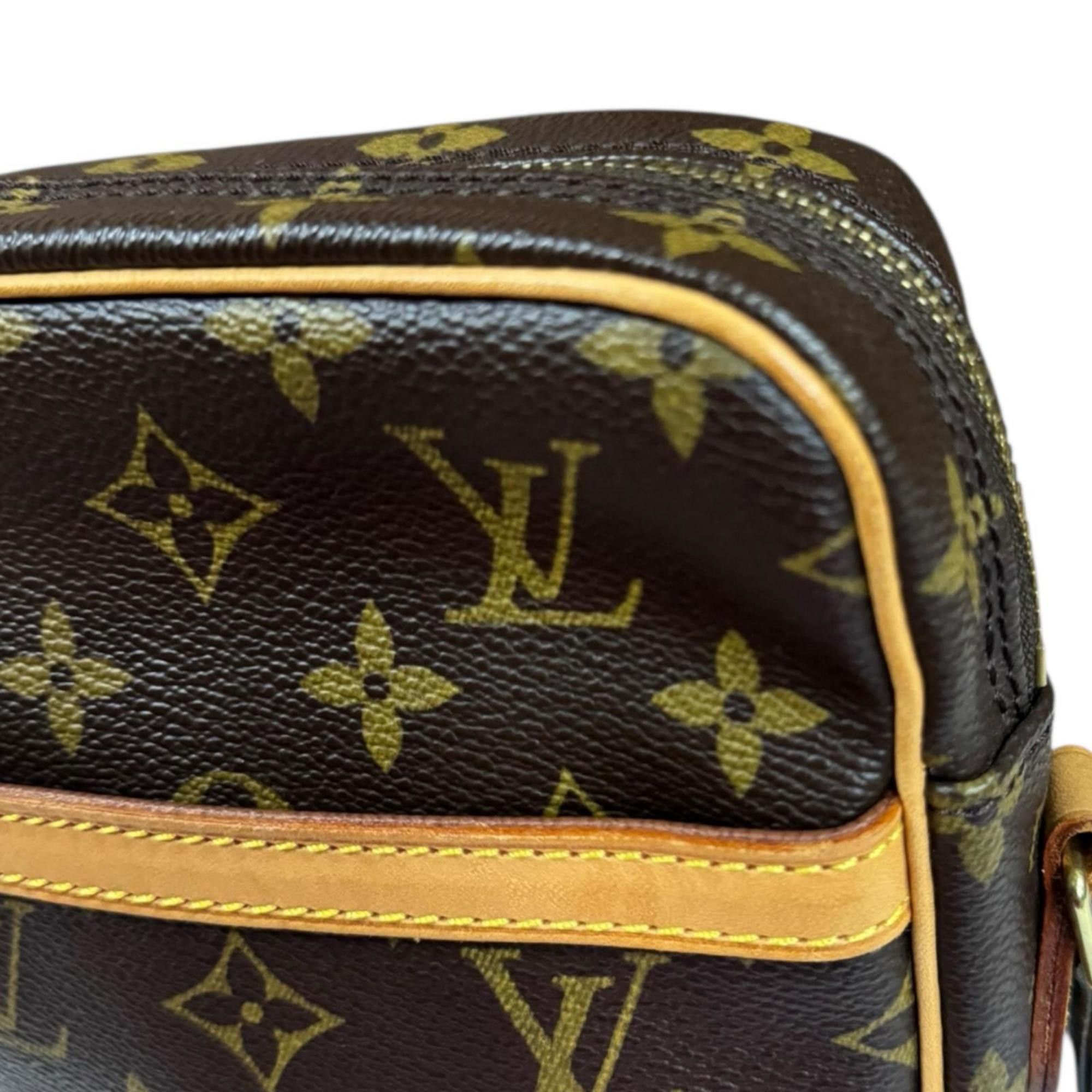 Louis Vuitton Louis Vuitton Danube Monogram Shoulder Bag in Canvas, M45266, Brown, Women's, LOUIS VUITTON Size ONE SIZE - 9 Thumbnail