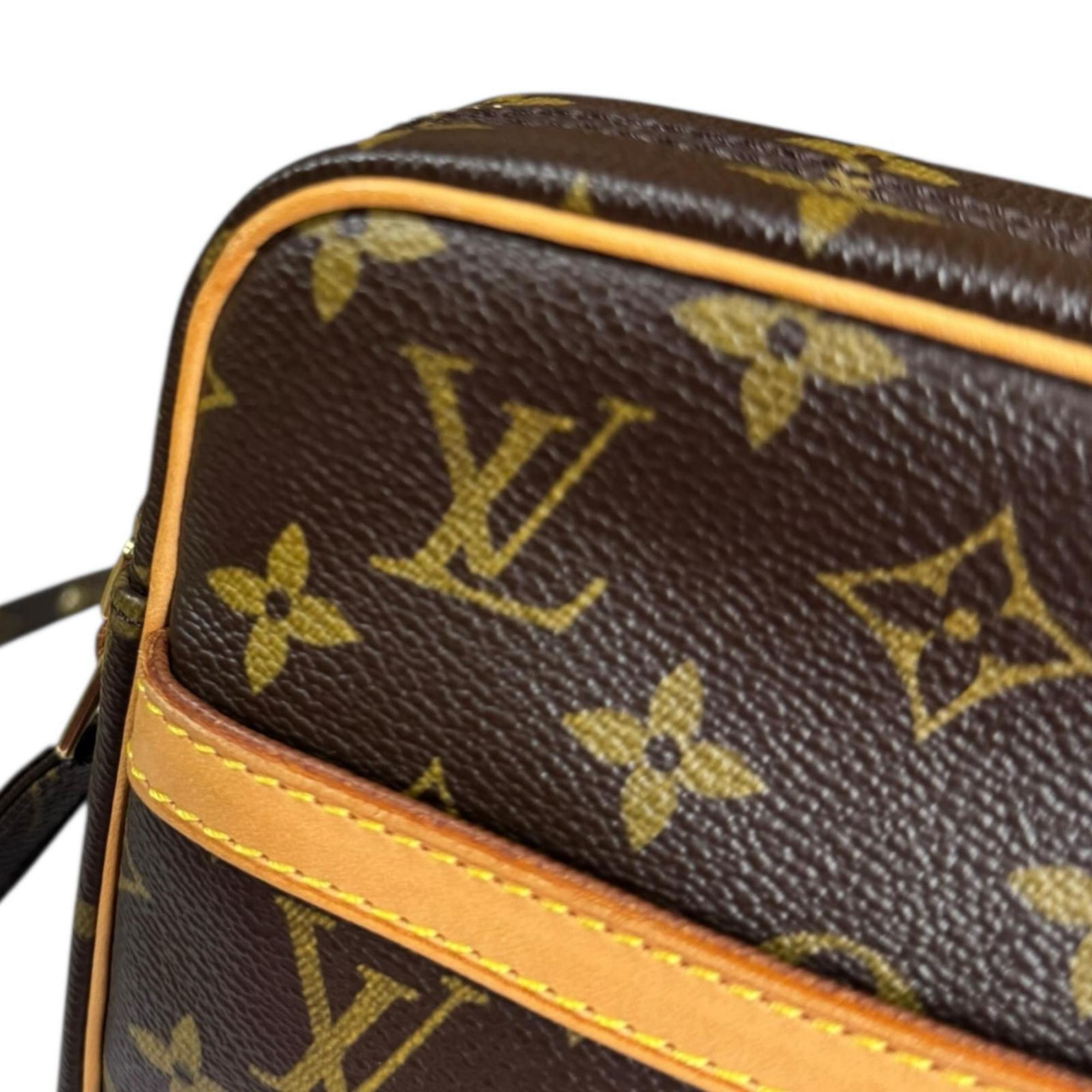 Louis Vuitton Louis Vuitton Danube Monogram Shoulder Bag in Canvas, M45266, Brown, Women's, LOUIS VUITTON Size ONE SIZE - 10 Thumbnail