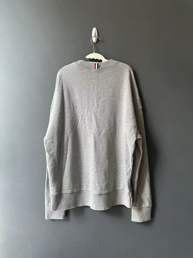 Thom Browne Thom Browne OS Fit Sweatshirt - dmc Size US M / EU 48-50 / 2 - 2 Thumbnail