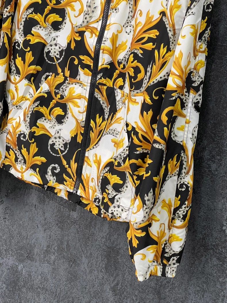 Versace VERSACE Floral Print Hooded Jacket - dmc Size US M / EU 48-50 / 2 - 4 Thumbnail
