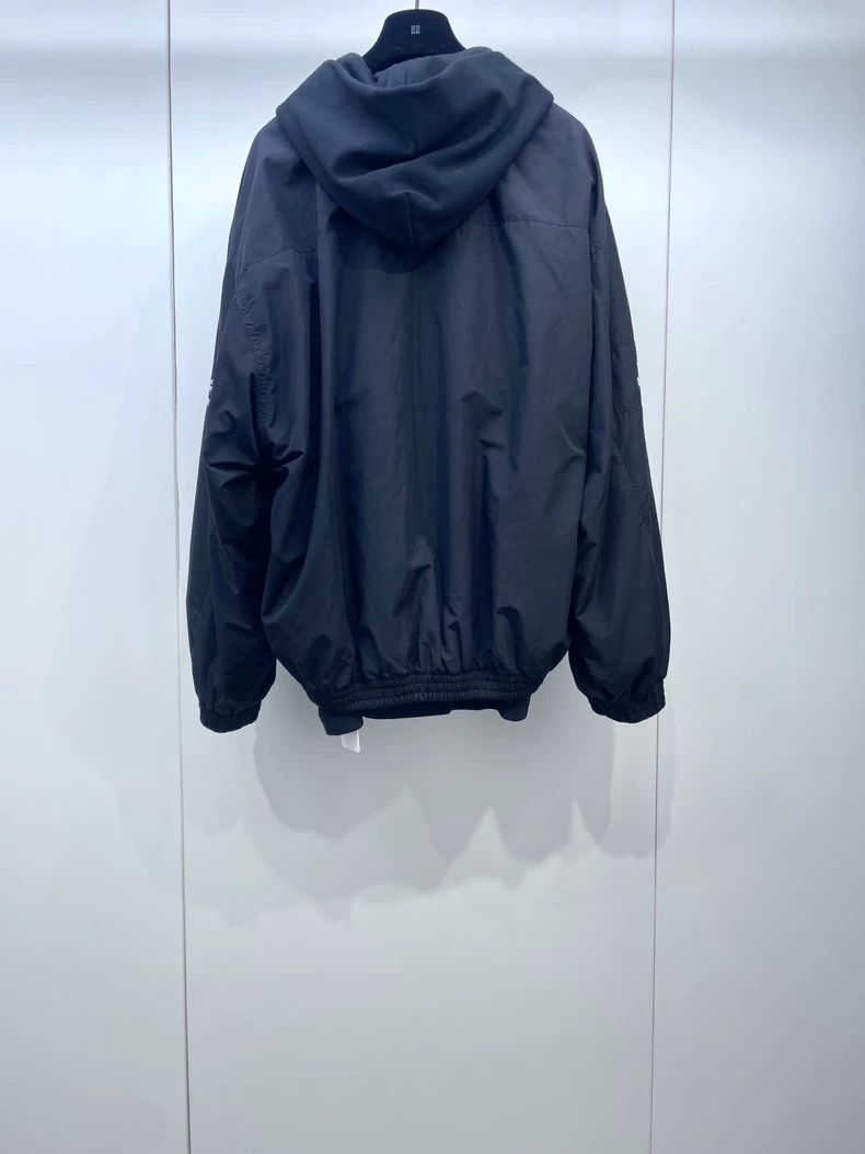 Balenciaga Balenciaga B Embroidery Track Jacket - dmc Size US S / EU 44-46 / 1 - 3 Thumbnail