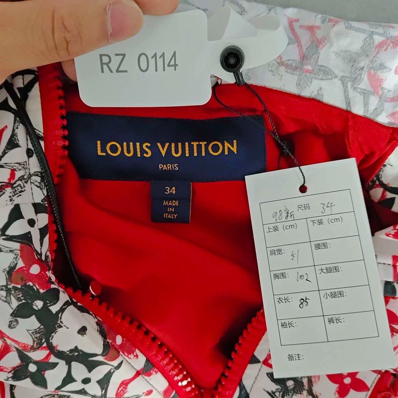 Louis Vuitton Louis Vuitton Graffiti Print Windbreaker Jacket - dmc Size US M / EU 48-50 / 2 - 2 Thumbnail