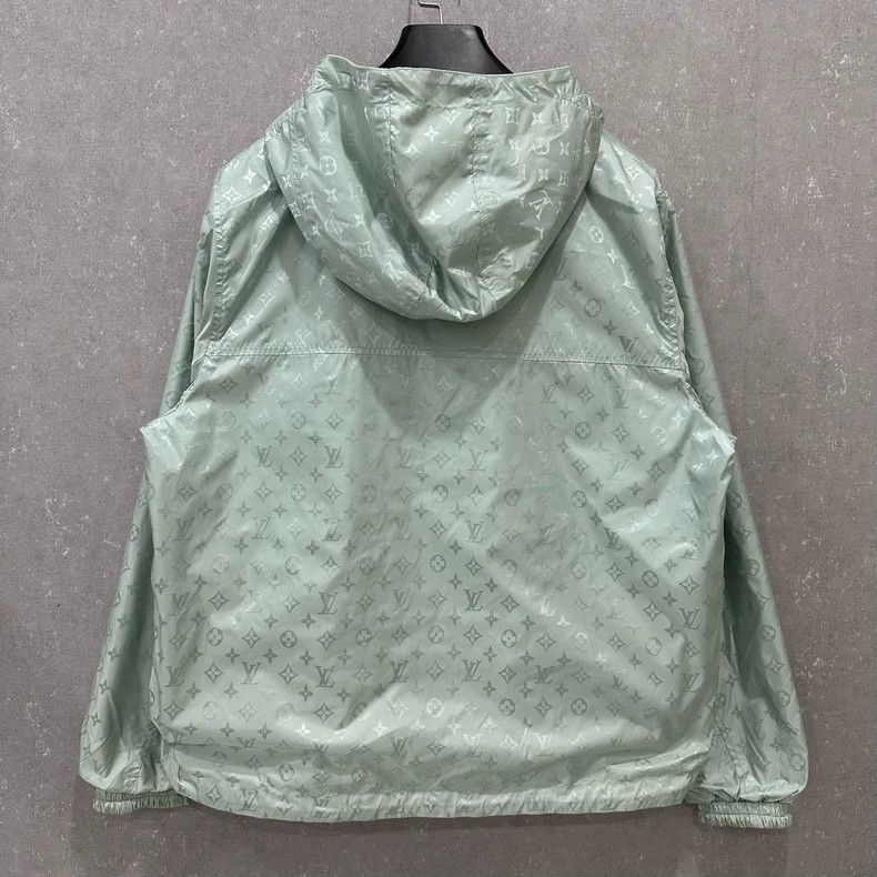 Louis Vuitton Louis Vuitton Logo Reversible Windbreaker - dmc Size US M / EU 48-50 / 2 - 7 Thumbnail