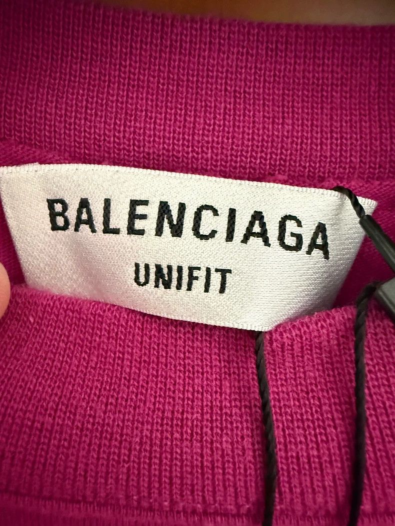 Balenciaga Balenciaga Distressed Back Logo Purple Tee - dmc Size US M / EU 48-50 / 2 - 3 Thumbnail
