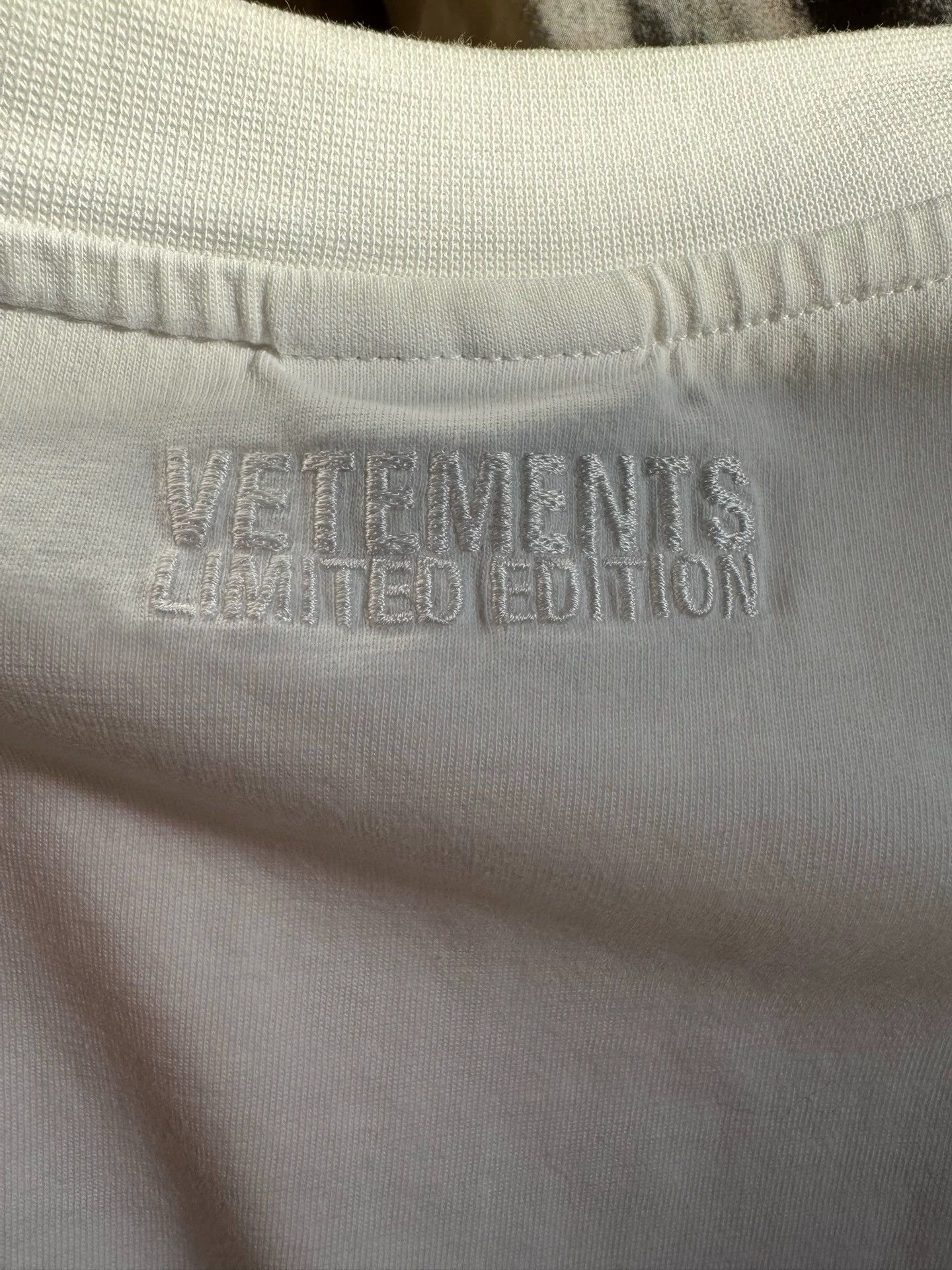 Vetements Vetements White Short Sleeve T-shirt - dmc Size US S / EU 44-46 / 1 - 6 Thumbnail