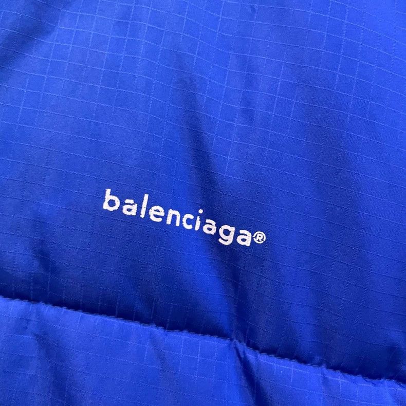 Balenciaga Balenciaga Blue Logo Print Down Jacket - dmc Size US L / EU 52-54 / 3 - 2 Thumbnail