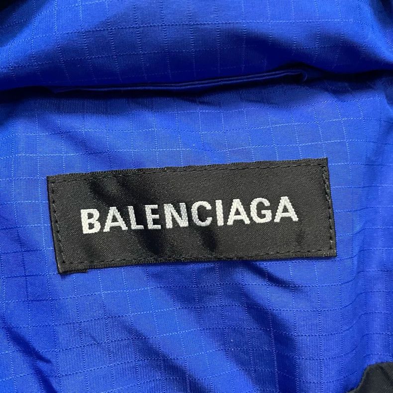 Balenciaga Balenciaga Blue Logo Print Down Jacket - dmc Size US L / EU 52-54 / 3 - 4 Thumbnail