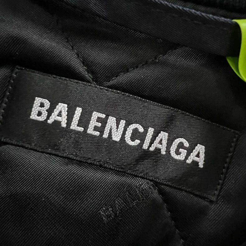 Balenciaga Balenciaga Chest Embroidered Logo Jacket - dmc Size US XL / EU 56 / 4 - 3 Thumbnail