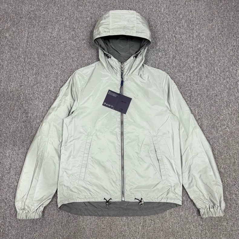 Prada Prada Re-Nylon Reversible Windbreaker Jacket - dmc Size US L / EU 52-54 / 3 - 2 Thumbnail