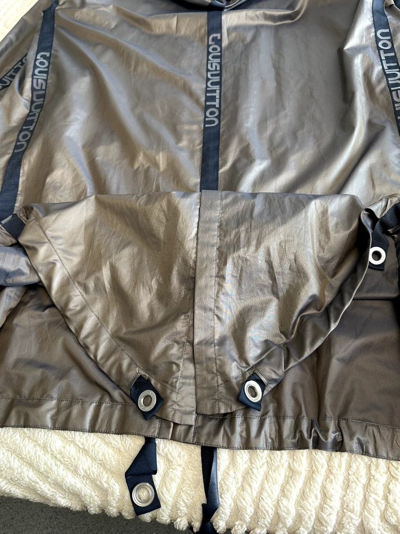 Louis Vuitton Louis Vuitton Laser Logo Trench Coat - dmc Size US L / EU 52-54 / 3 - 6 Thumbnail