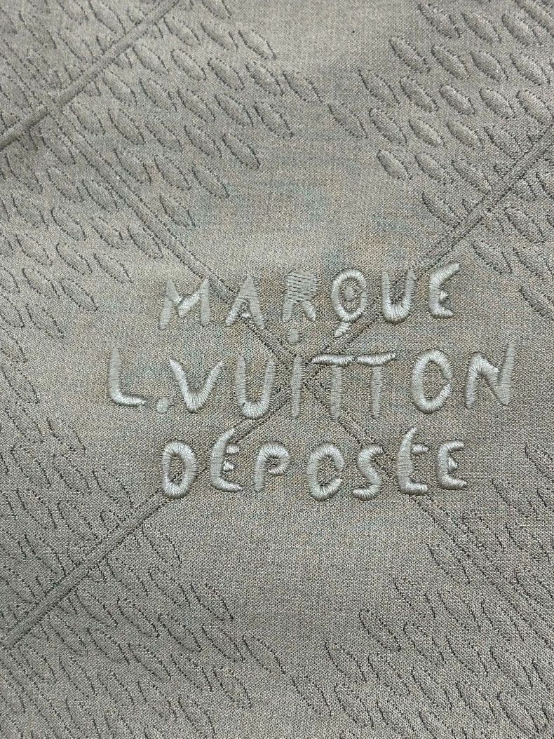 Louis Vuitton LV x Pharrell Beige Logo Long Trench Coat - dmc Size US XXS / EU 40 - 7 Thumbnail