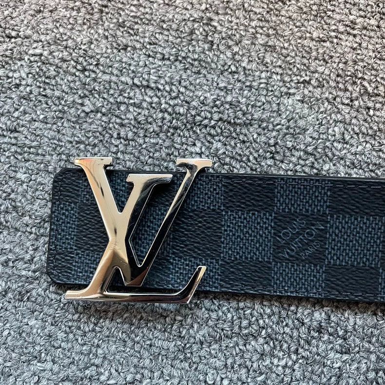 Louis Vuitton LOUIS VUITTON Initiales Leather Belt - dmc Size ONE SIZE - 2 Thumbnail