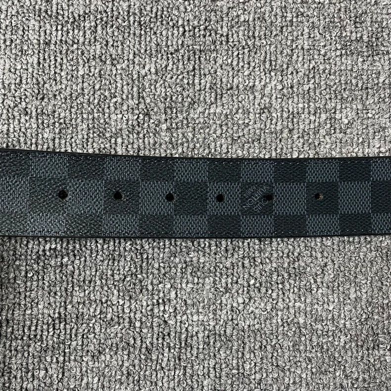Louis Vuitton LOUIS VUITTON Initiales Leather Belt - dmc Size ONE SIZE - 5 Thumbnail