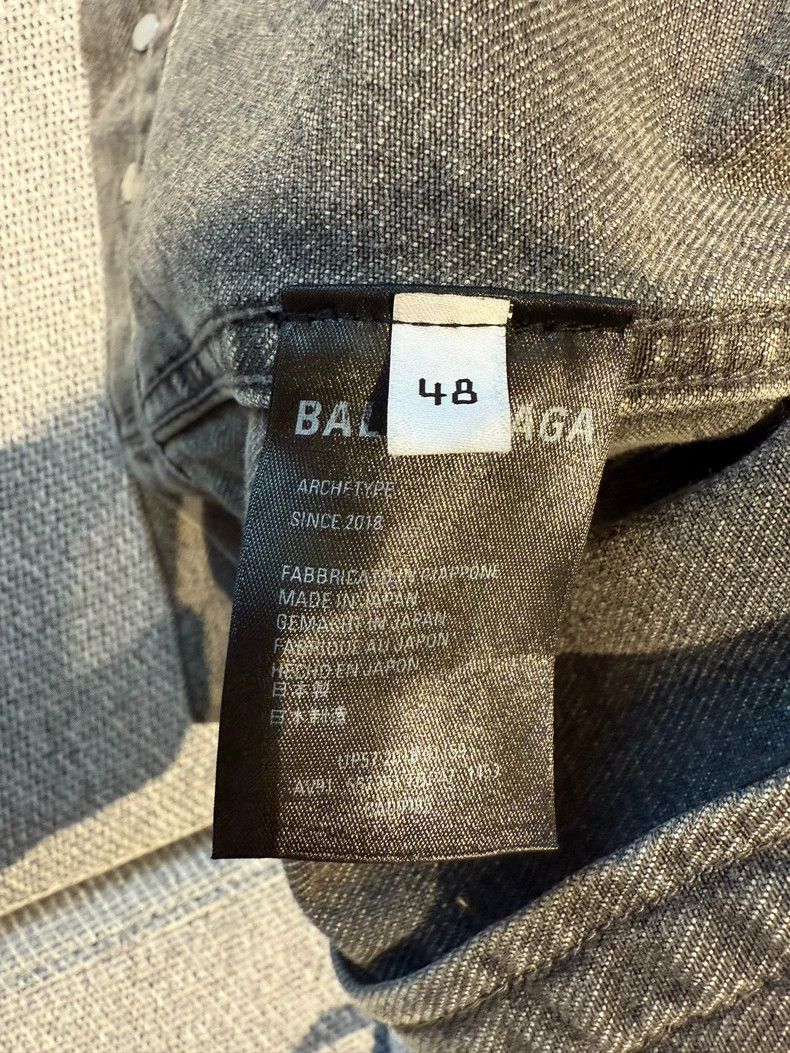 Balenciaga Balenciaga Denim Jacket Size 48 - dmc Size US XL / EU 56 / 4 - 5 Thumbnail