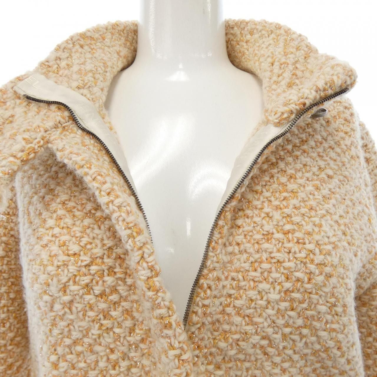 Chanel Chanel Chanel P21869V01377 03A Jacket Others Outerwear P21869V01377 03A DUTY FREE for USA Size ONE SIZE - 5 Thumbnail