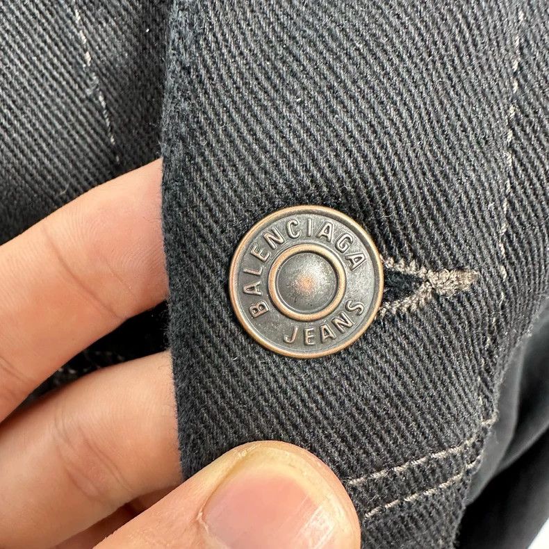 Balenciaga Balenciaga Adidas Distressed Denim Jacket - dmc Size US S / EU 44-46 / 1 - 4 Thumbnail