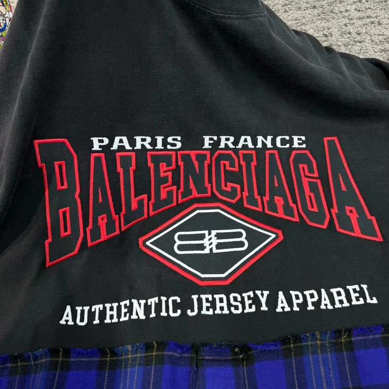 Balenciaga Balenciaga Layered Plaid Panel Shirt - dmc Size US M / EU 48-50 / 2 - 3 Thumbnail